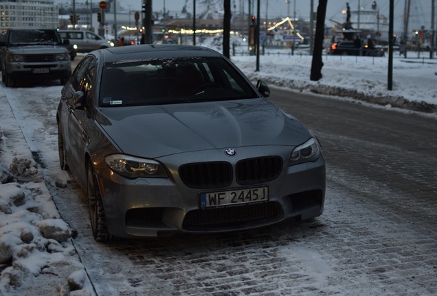 BMW M5 F10 2011