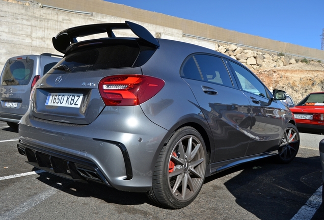 Mercedes-AMG A 45 W176 2015