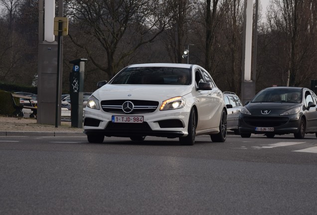 Mercedes-Benz A 45 AMG