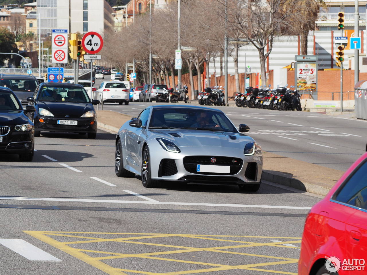 Jaguar F-TYPE SVR Coupé 2017