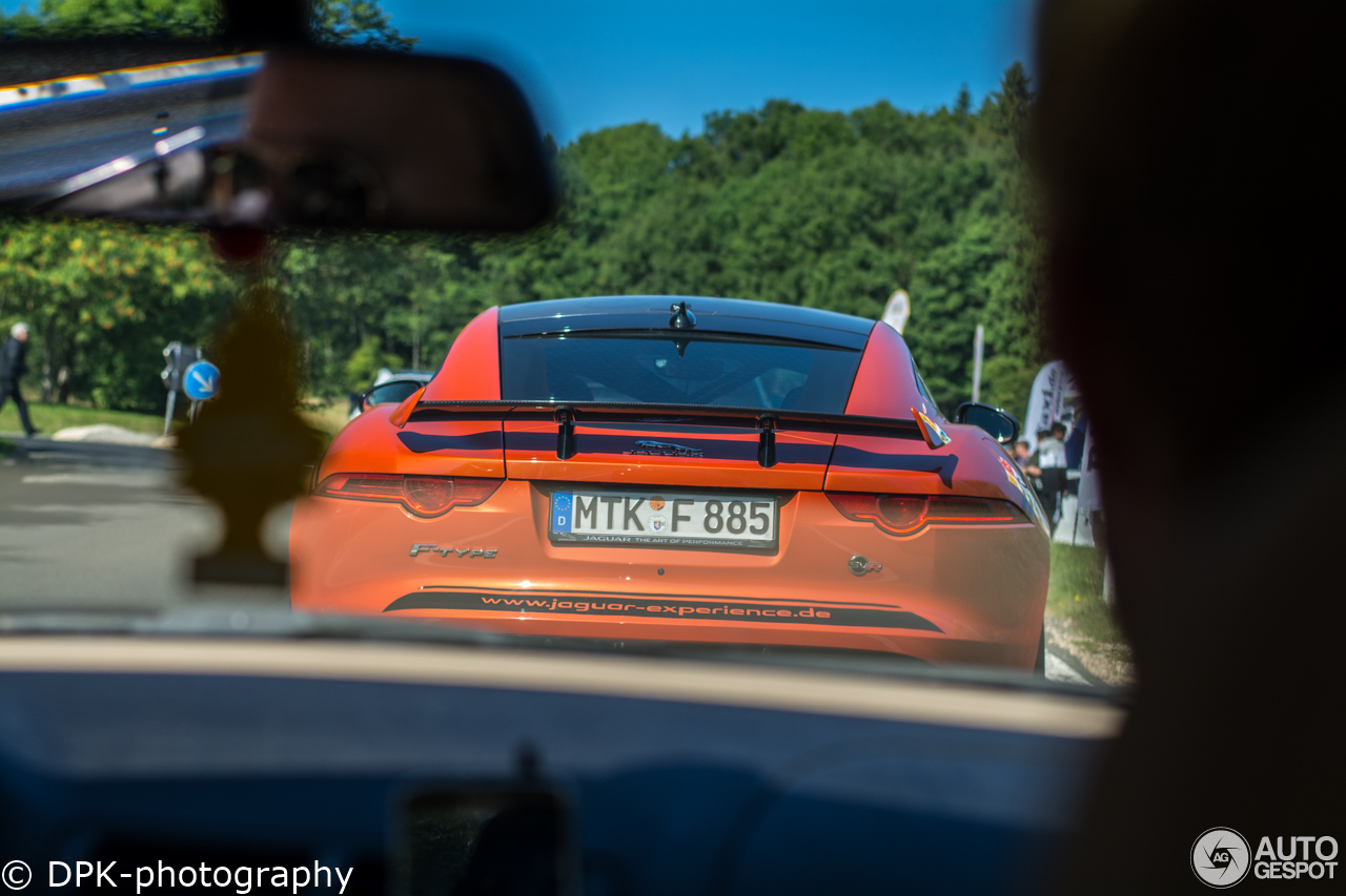 Jaguar F-TYPE SVR Coupé