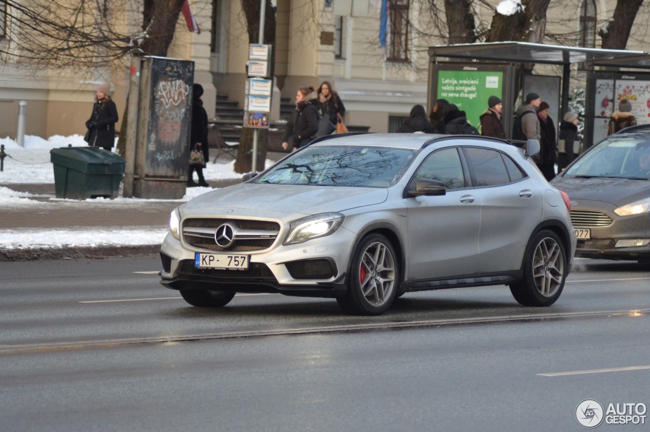 Mercedes-Benz GLA 45 AMG X156