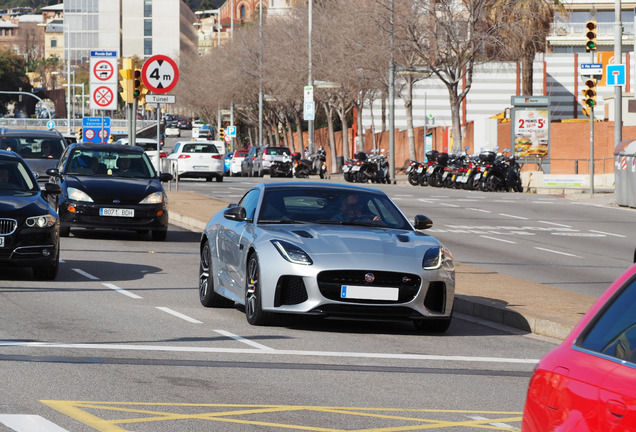 Jaguar F-TYPE SVR Coupé 2017