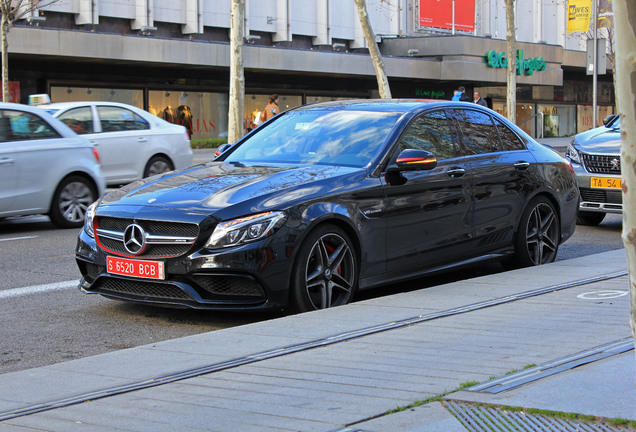 Mercedes-AMG C 63 S W205 Edition 1