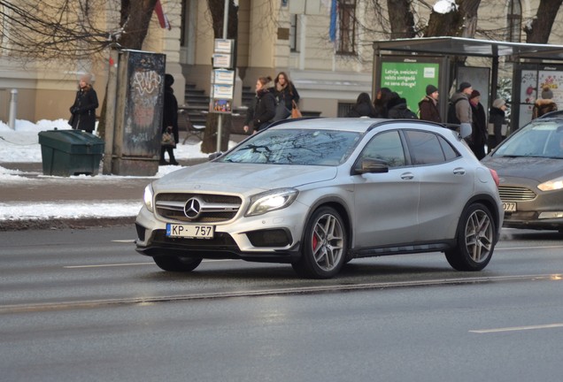 Mercedes-Benz GLA 45 AMG X156