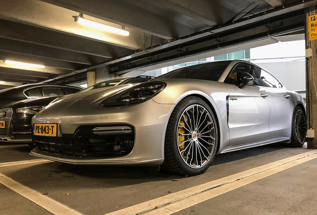 Porsche 971 Panamera Turbo S E-Hybrid