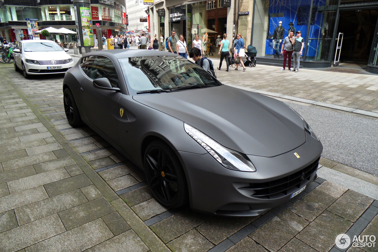 Ferrari FF