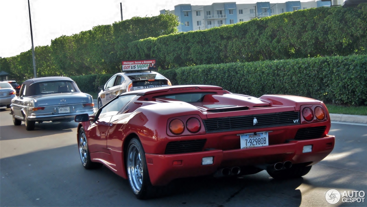 Lamborghini Diablo VT Roadster