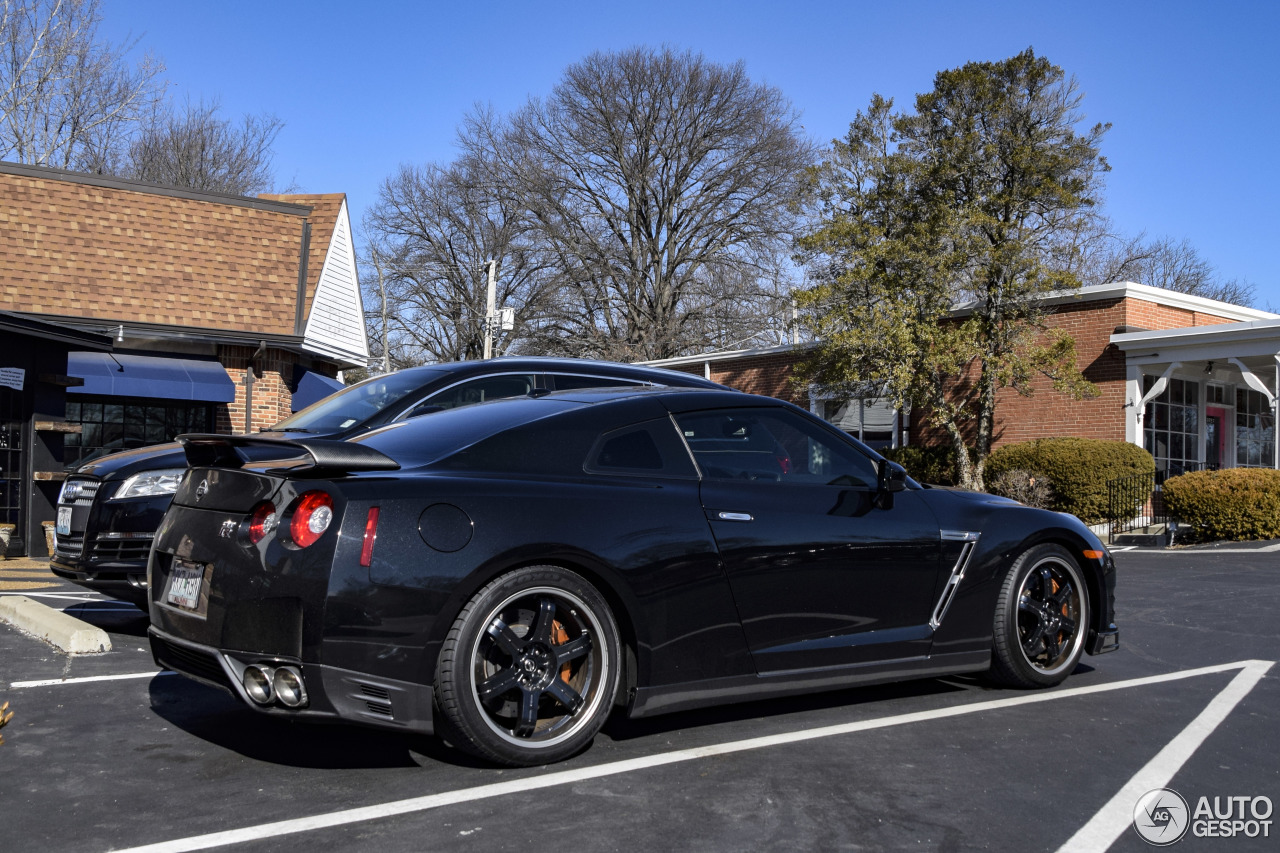 Nissan GT-R 2013