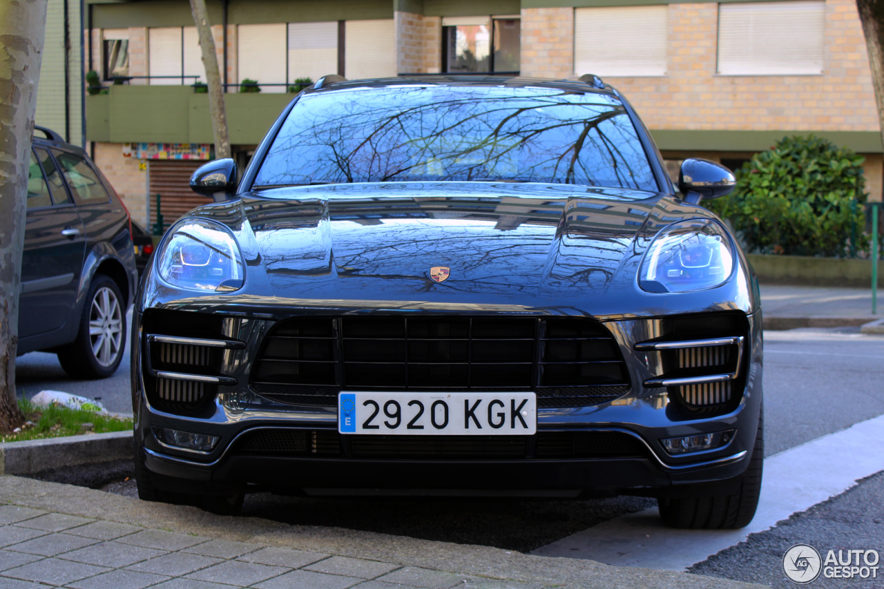 Porsche 95B Macan Turbo