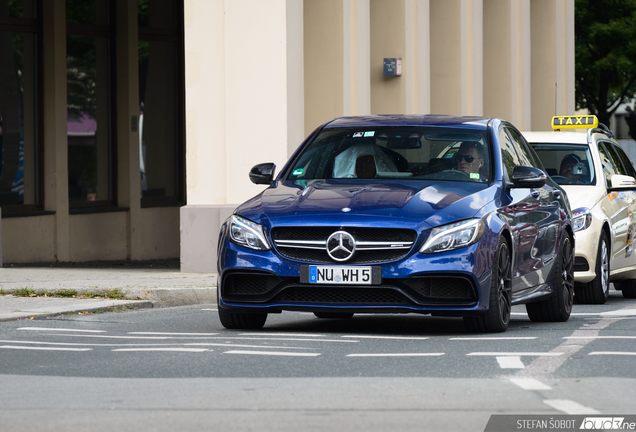 Mercedes-AMG C 63 S W205