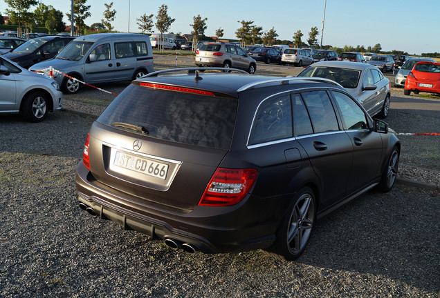 Mercedes-Benz C 63 AMG Estate 2012