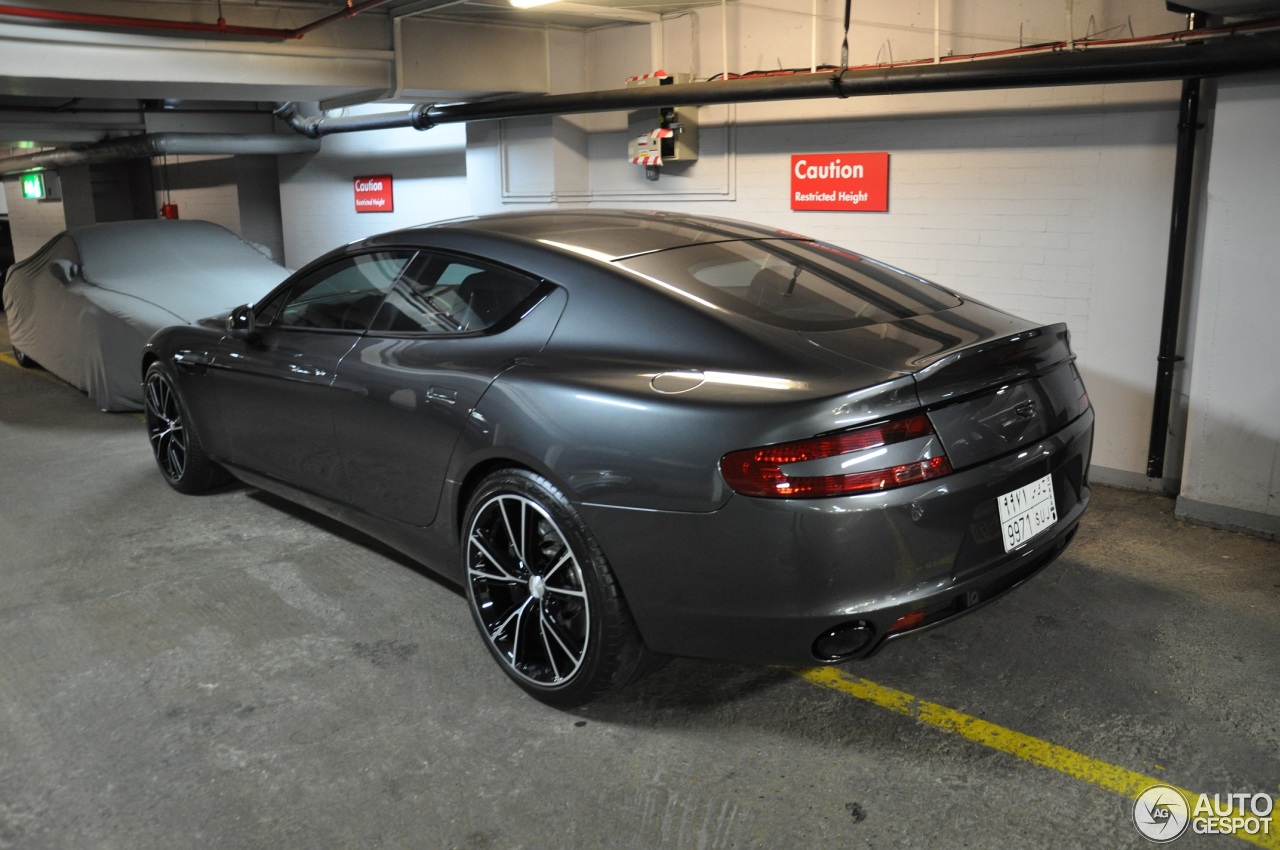 Aston Martin Rapide S