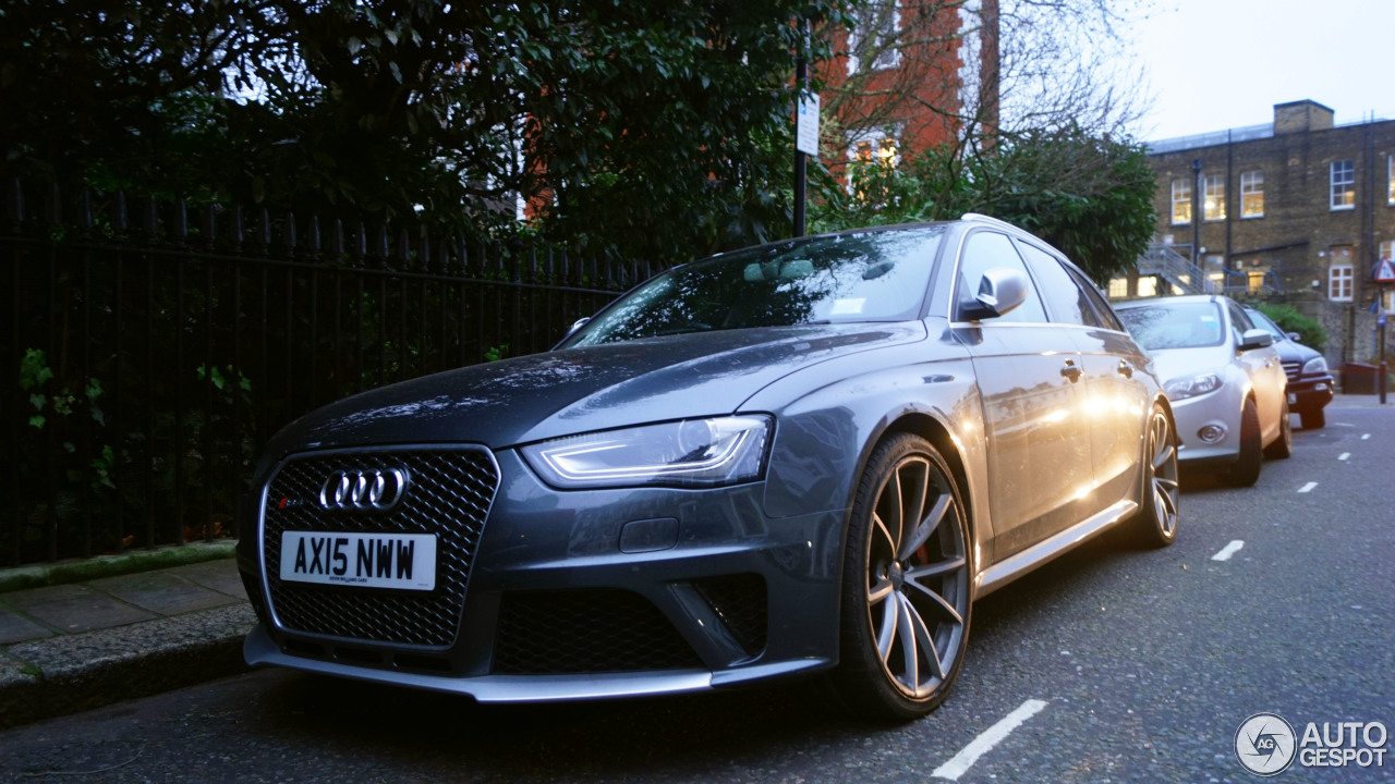 Audi RS4 Avant B8