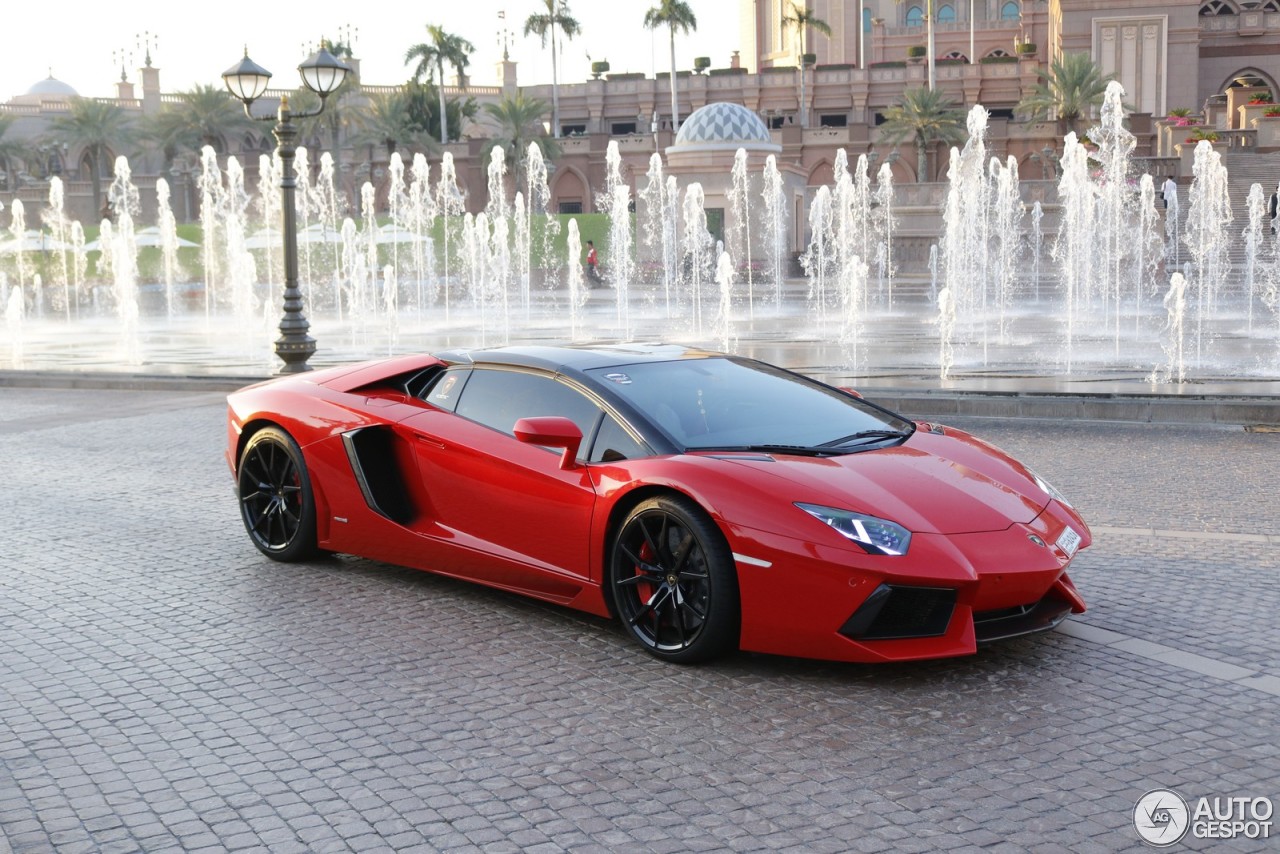 Lamborghini Aventador LP700-4 Roadster