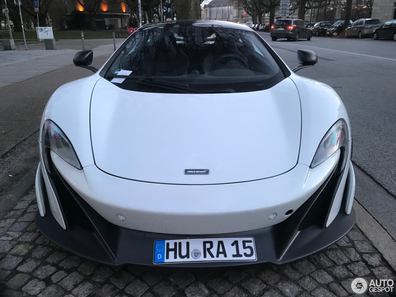 McLaren 675LT