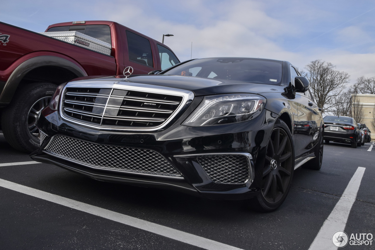 Mercedes-Benz S 65 AMG V222