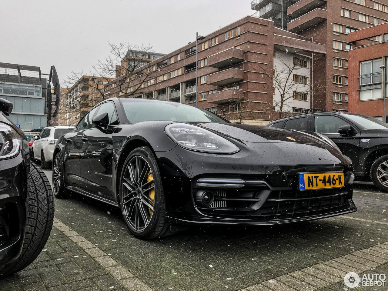 Porsche 971 Panamera Turbo