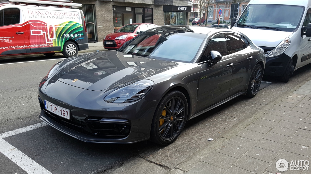 Porsche 971 Panamera Turbo S E-Hybrid