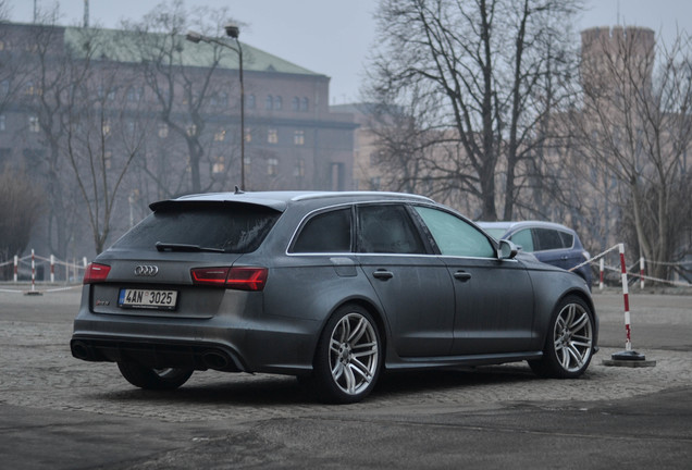 Audi RS6 Avant C7 2015