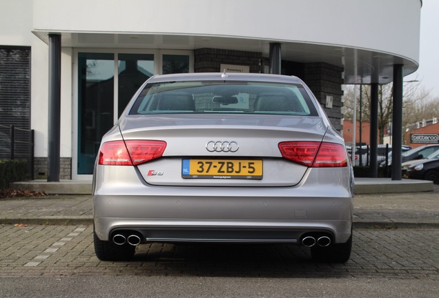 Audi S8 D4