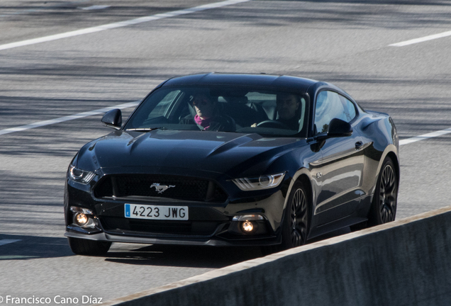 Ford Mustang GT 2015