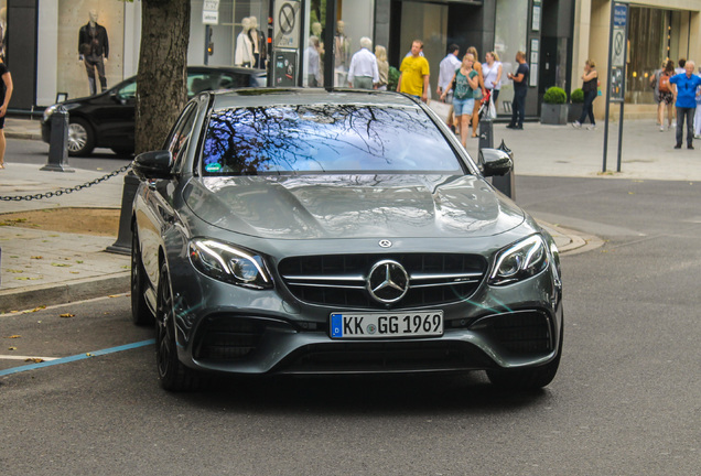 Mercedes-AMG E 63 S W213