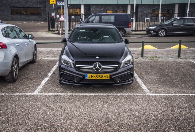 Mercedes-Benz A 45 AMG