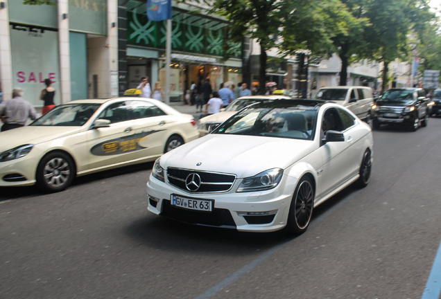 Mercedes-Benz C 63 AMG Coupé