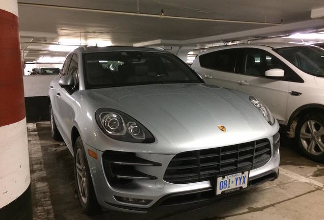 Porsche 95B Macan Turbo