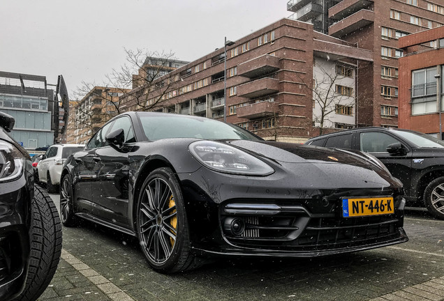 Porsche 971 Panamera Turbo