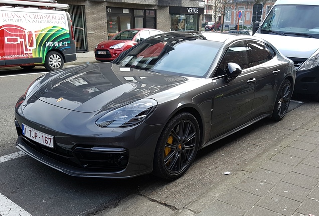 Porsche 971 Panamera Turbo S E-Hybrid