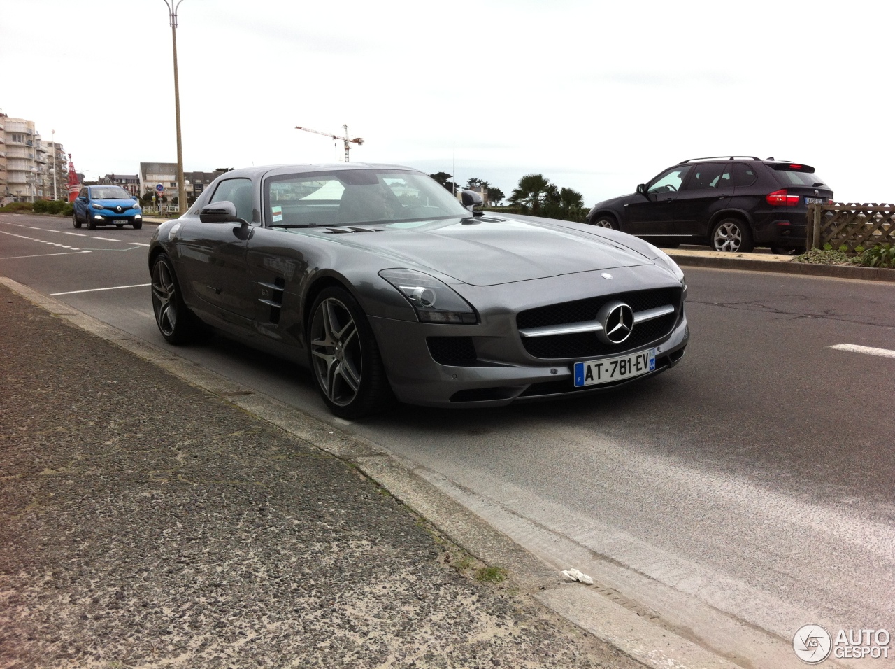 Mercedes-Benz SLS AMG