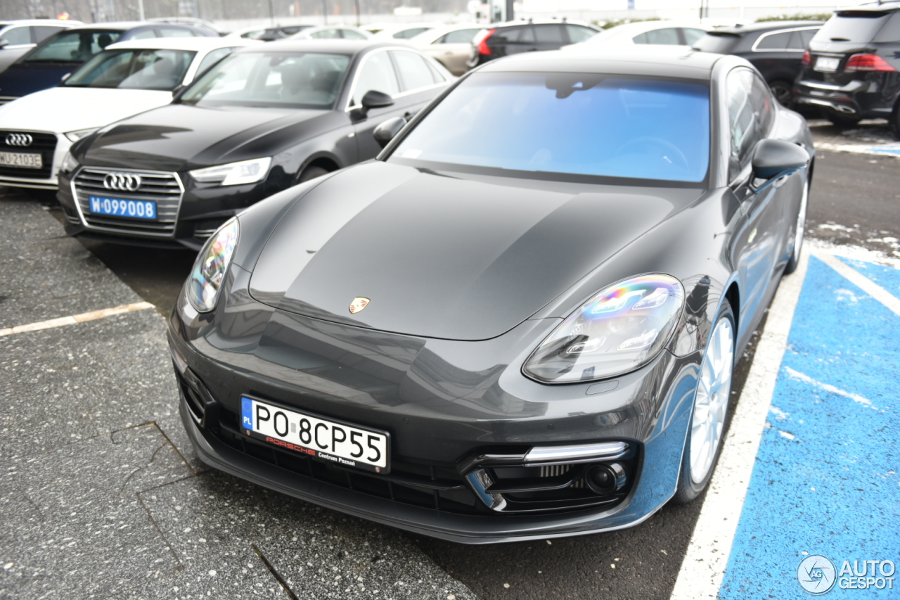 Porsche 971 Panamera Turbo S E-Hybrid