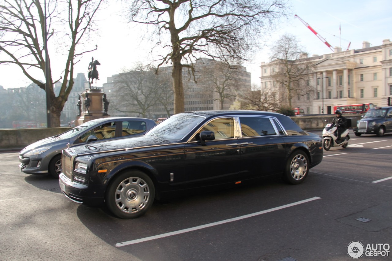 Rolls-Royce Phantom EWB Series II