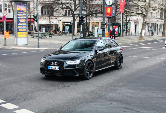 Audi RS4 Avant B8