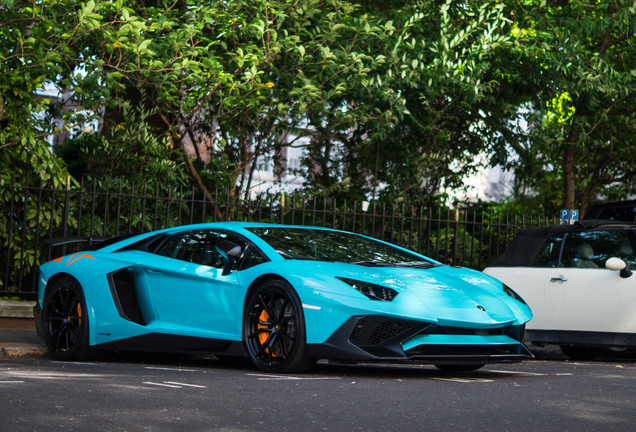 Lamborghini Aventador LP750-4 SuperVeloce