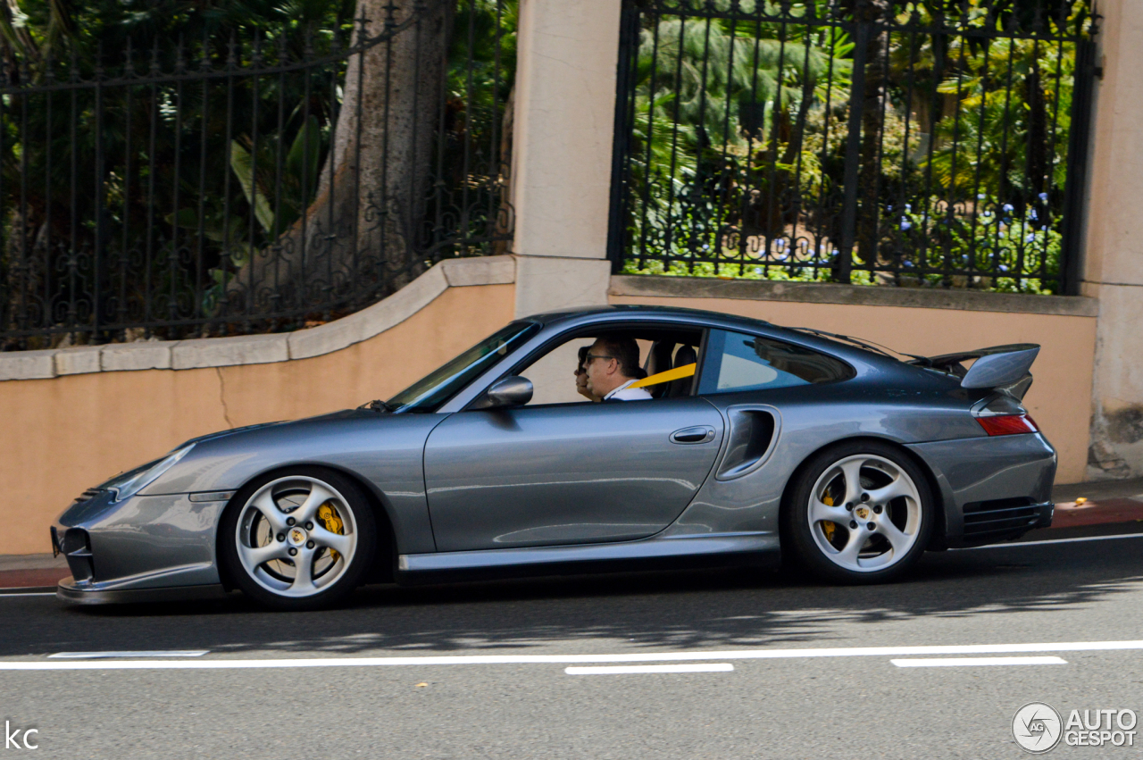 Porsche 996 Turbo