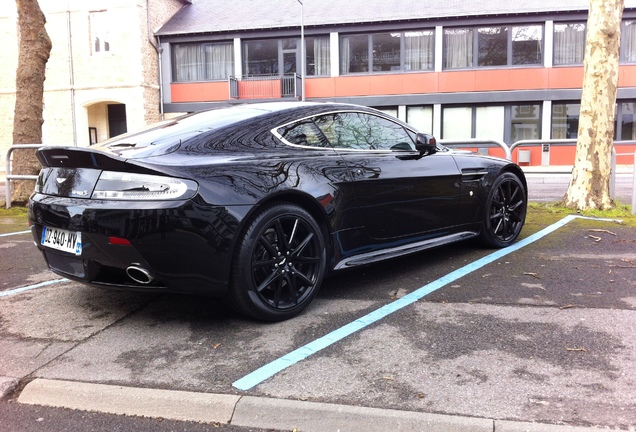 Aston Martin V8 Vantage S