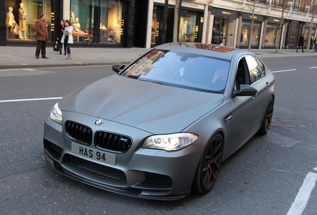 BMW M5 F10 2011