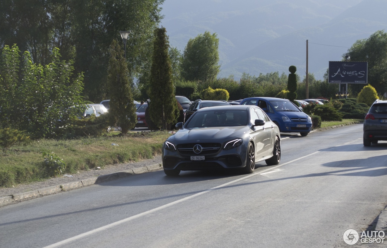 Mercedes-AMG E 63 S W213