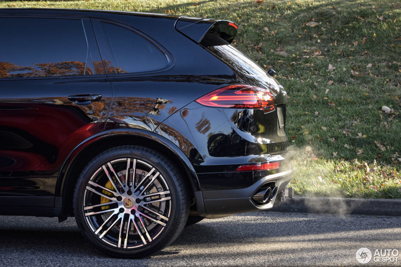 Porsche 958 Cayenne Turbo S MkII