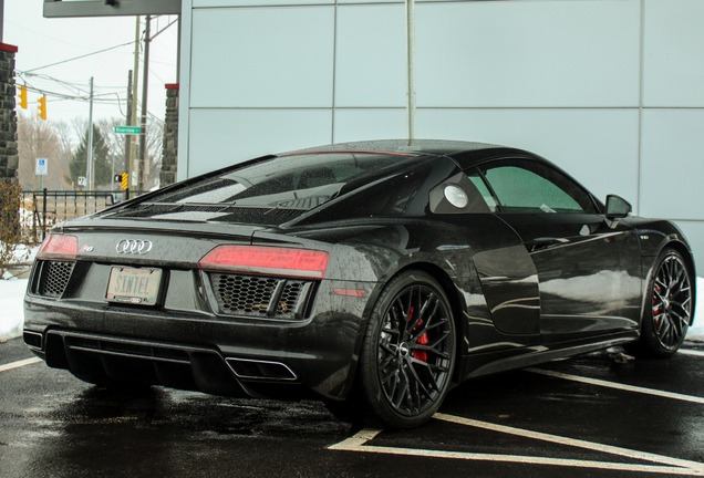 Audi R8 V10 2015