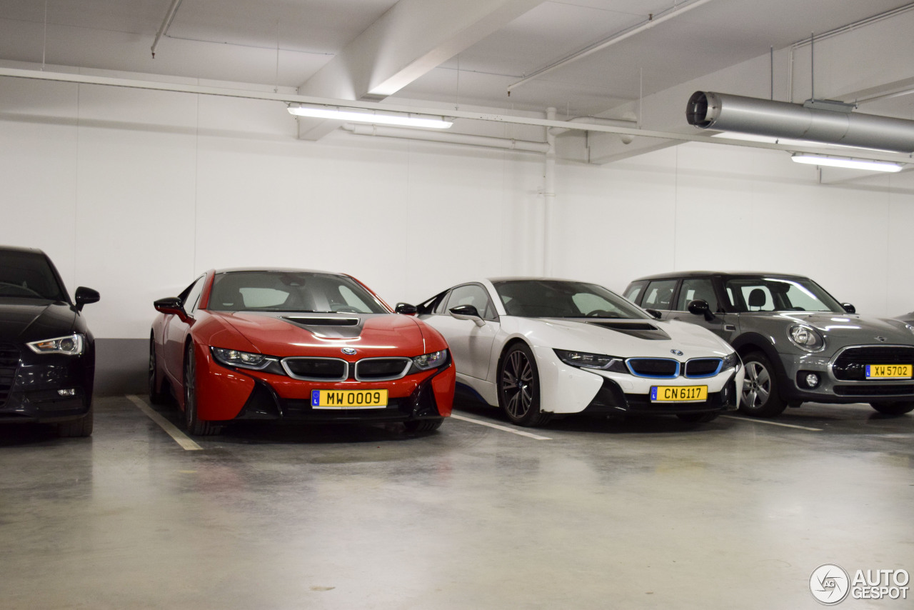 BMW i8