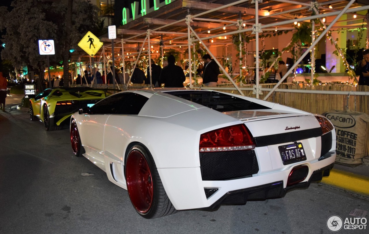 Lamborghini Murciélago LP640