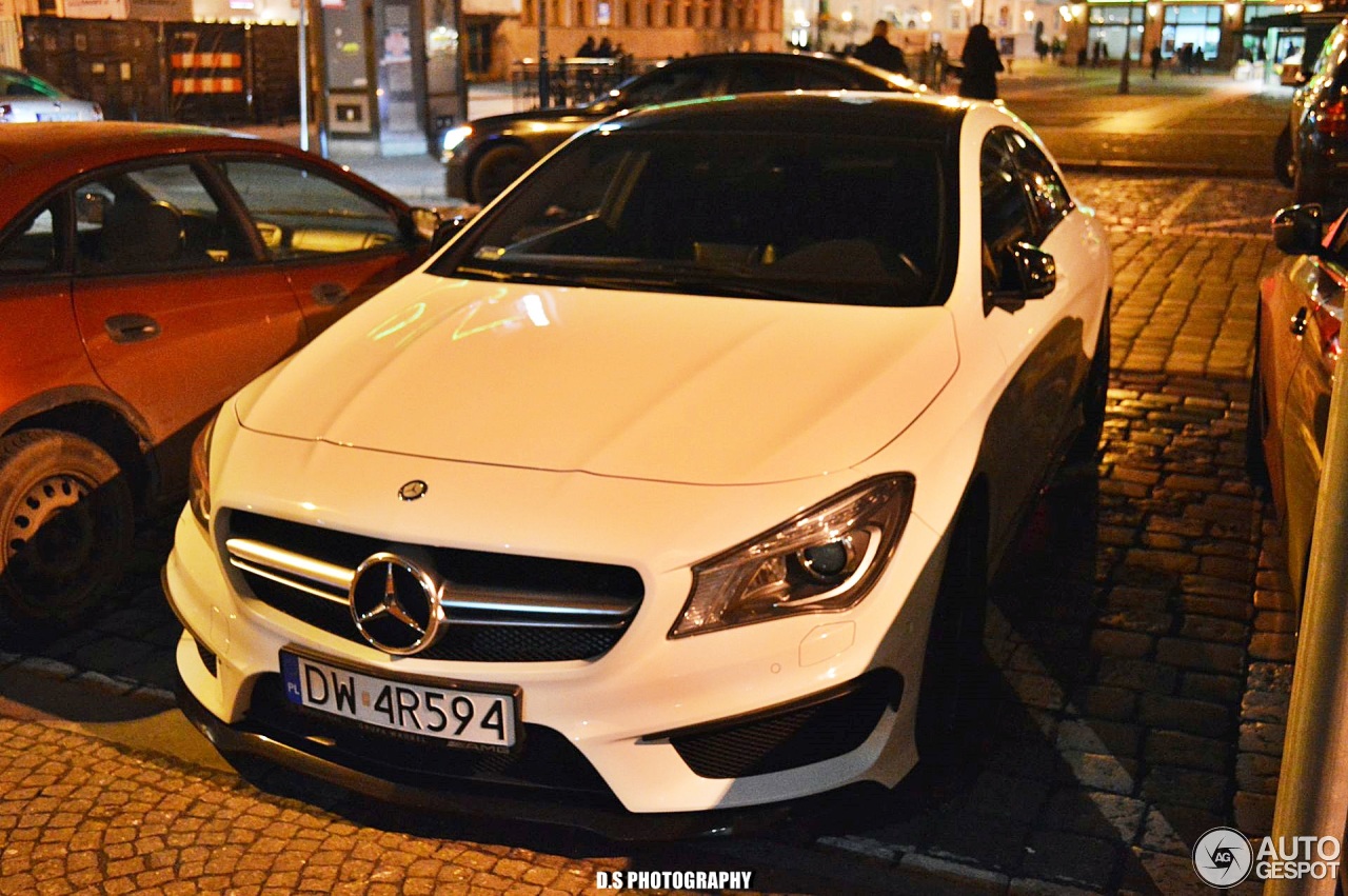 Mercedes-Benz CLA 45 AMG C117