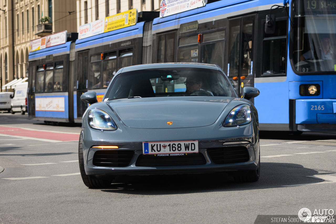 Porsche 718 Cayman S