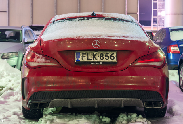 Mercedes-Benz CLA 45 AMG C117