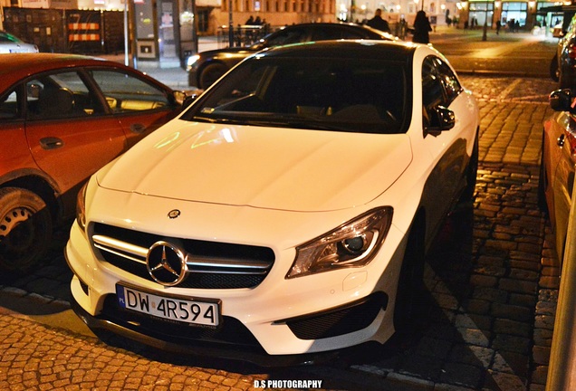 Mercedes-Benz CLA 45 AMG C117