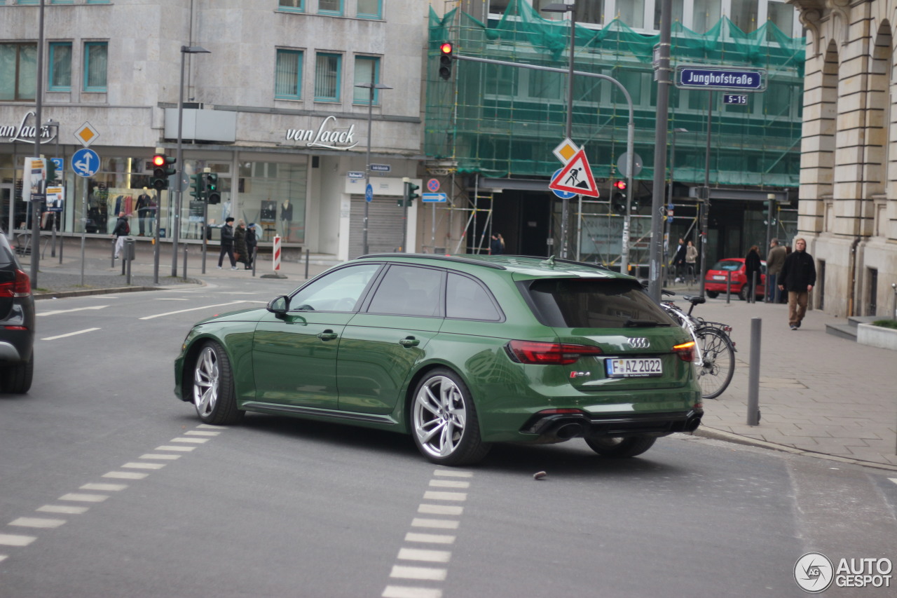 Audi RS4 Avant B9